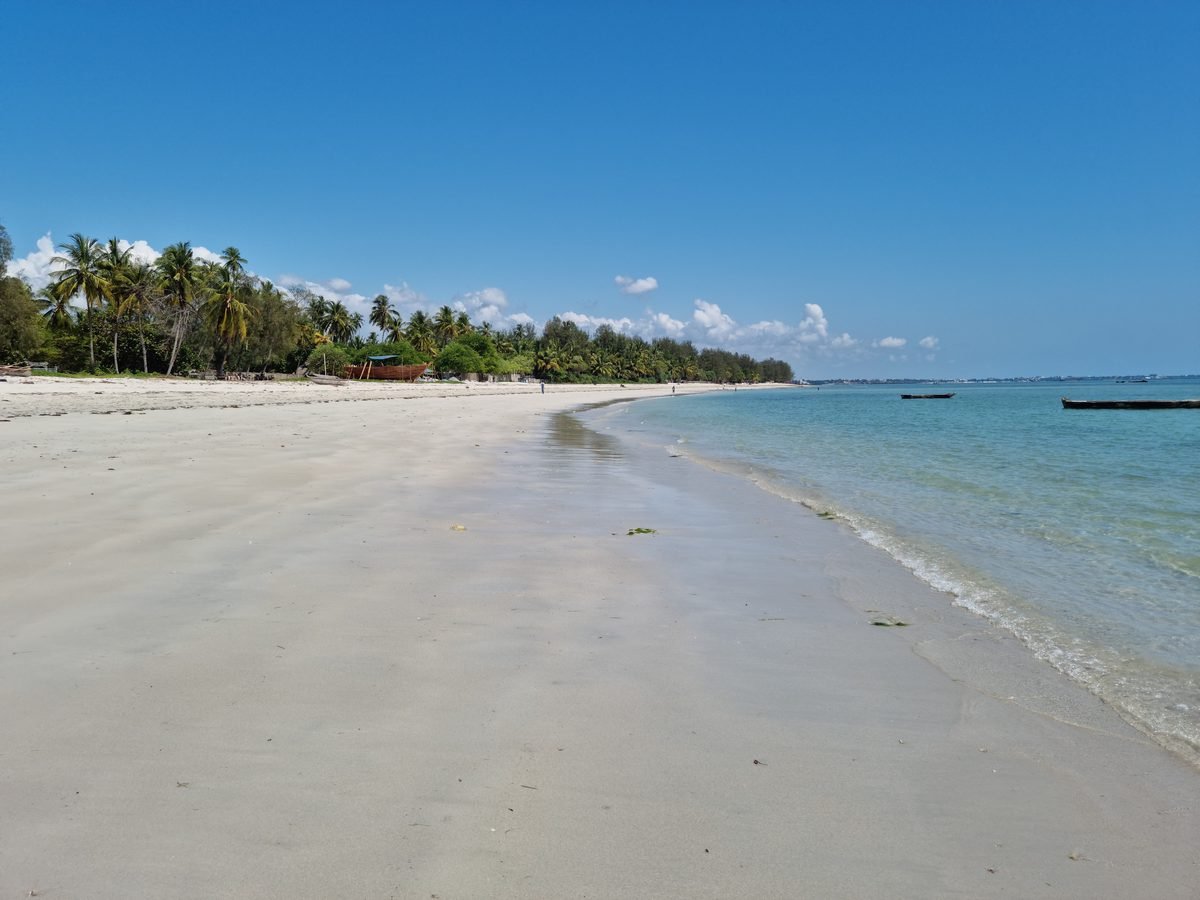 Tanzania: Airbnb am Strand